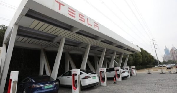 93D79Dc915D322B2D64Bae9723E52E54