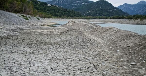 B225377E7F19A876F03F41743214B3F0