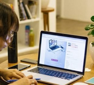 Maximize Your Job Success As A Gen Z With The Power Of Online Personal Brands: Study