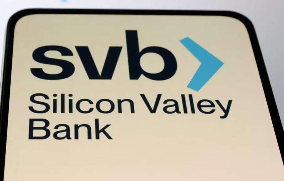 Silicon Valley Bank Ceo'S Prescient Move: Sold $3.5M In Shares Just Two Weeks Before Collapse