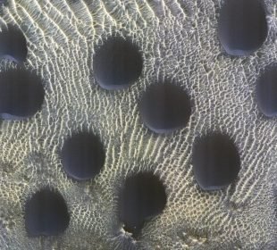 Nasa Spacecraft Captures Unusual Circles Of Sand Dunes On Mars