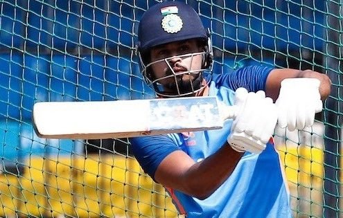 Ind V Aus: Shreyas Iyer Ruled Out Of Odi Series, Confirms Fielding Coach T. Dilip