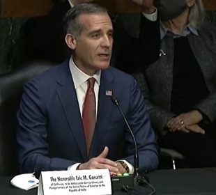 Eric Garcetti Was Officially Sworn In As Us Ambassador To India