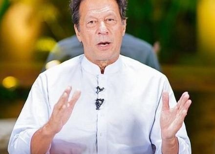 Breaking News: Pakistani Court Issues Non-Bailable Arrest Warrant Against Imran Khan
