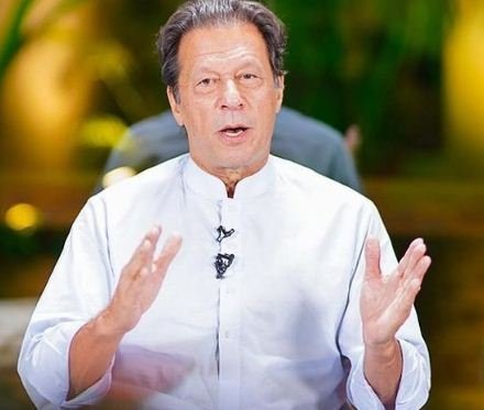 Breaking News: Pakistani Court Issues Non-Bailable Arrest Warrant Against Imran Khan