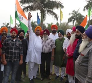 Delhi: Scores Protest Outside British High Commission Against Pro-Khalistan Separatists