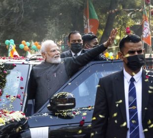 Pm Modi To Hold Roadshow, Inaugurate Iit In K'Taka On March 12