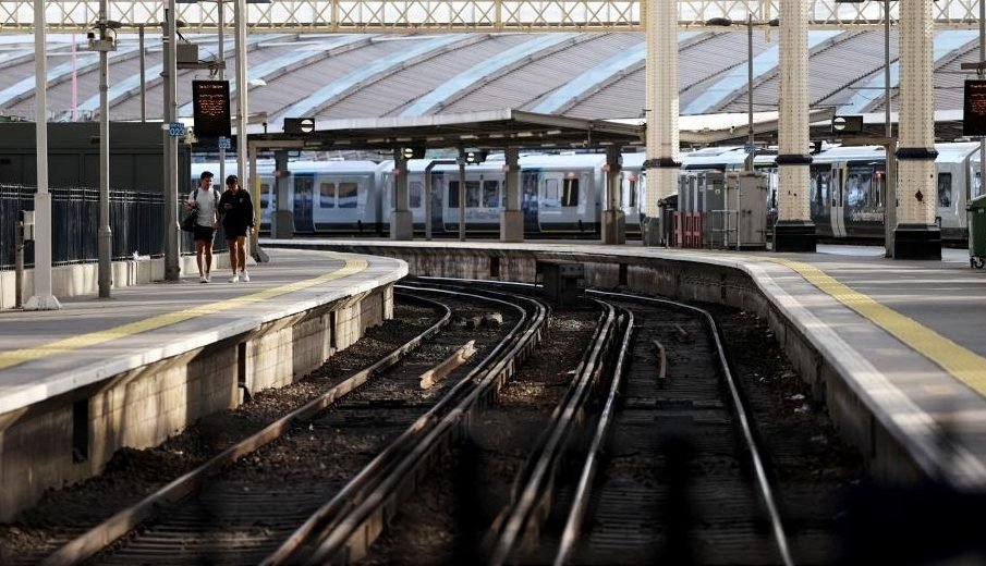 Exorbitant Expenses Force Uk Government To Postpone Power Rail Project
