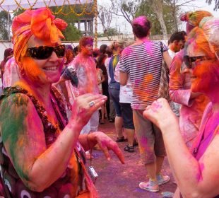 Holi Fervour Returns To Jaipur'S Khasa Kothi After 3 Years