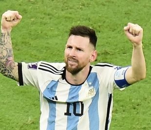 Football: World Cup Hero Messi 'Grateful' To Argentine Fans After Homecoming Celebration