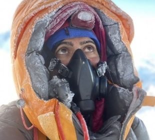 40199Fa5F40682A4C536Aab6Bd5A757F