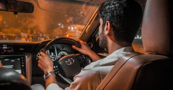 930A1D9E9E3D4E208B4B1E81Ce33703B