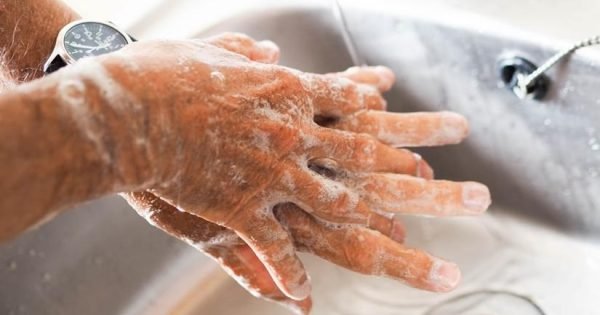 E214165Fb552D6D49Ee6C0Fdd8E37F52